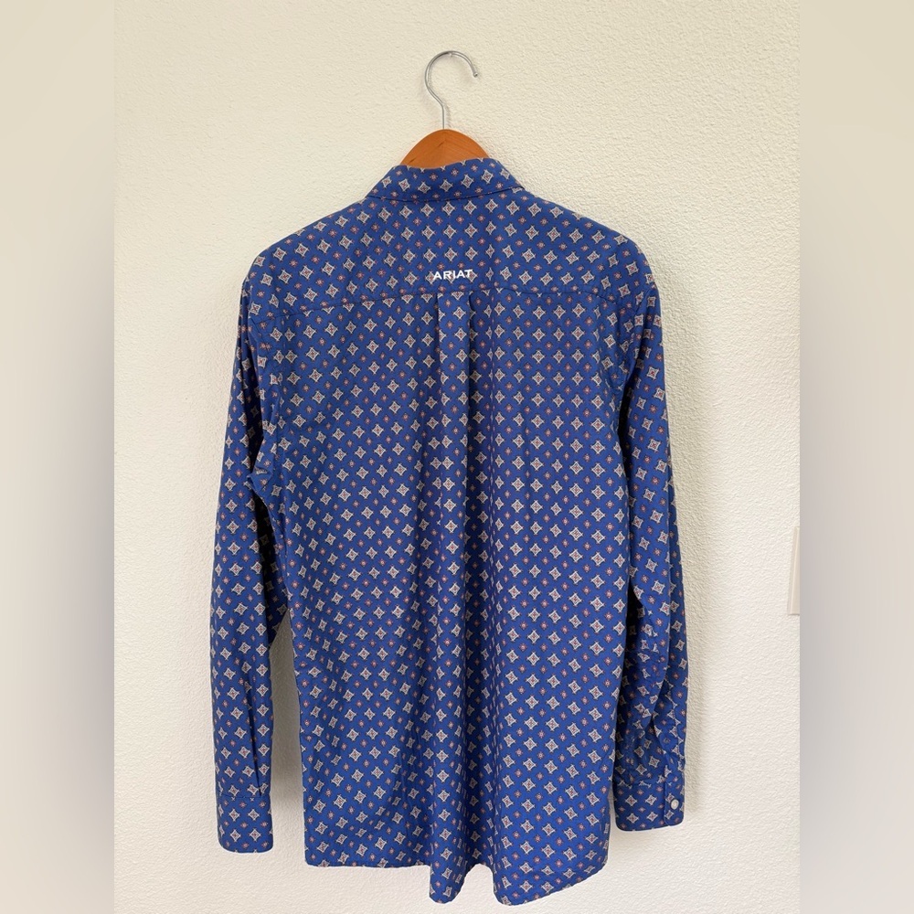 ARIAT Blue Patterned Classic Fit Button Down Long… - image 6